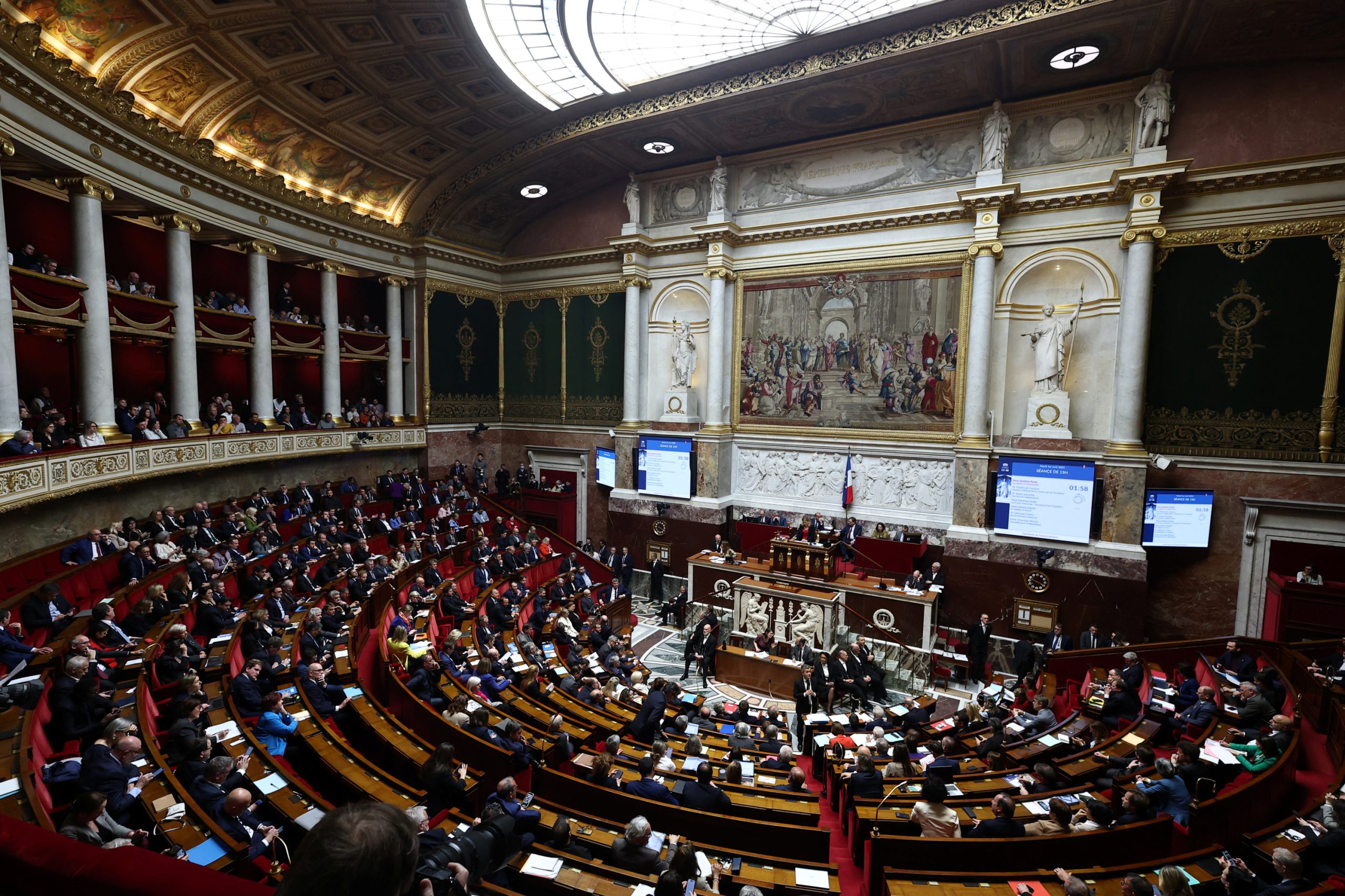 Les Députés Franchissent une Étape vers l’Encadrement de l’Aide à Mourir en France