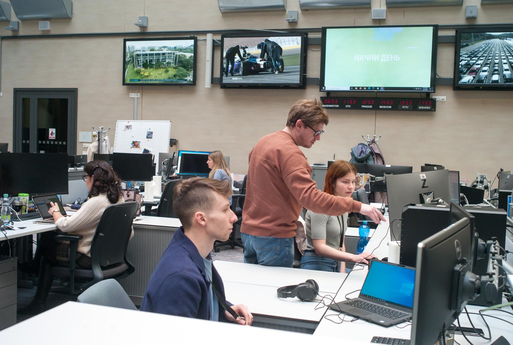 Suppression de la diffusion de Radio Free Europe en Russie : Un coup dur pour les services d’information