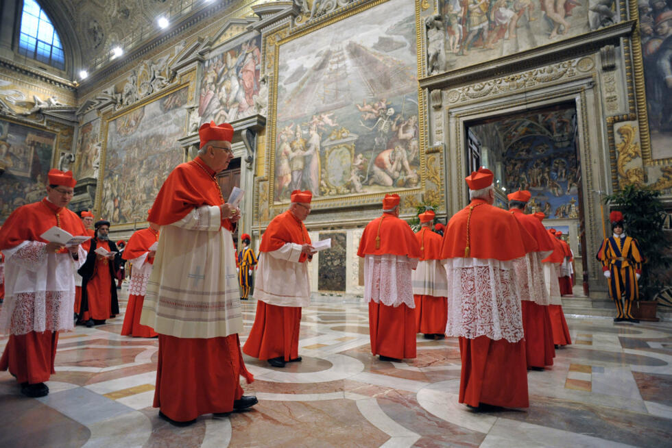 Le conclave s’ouvre : les cardinaux se préparent à des délibérations fermées