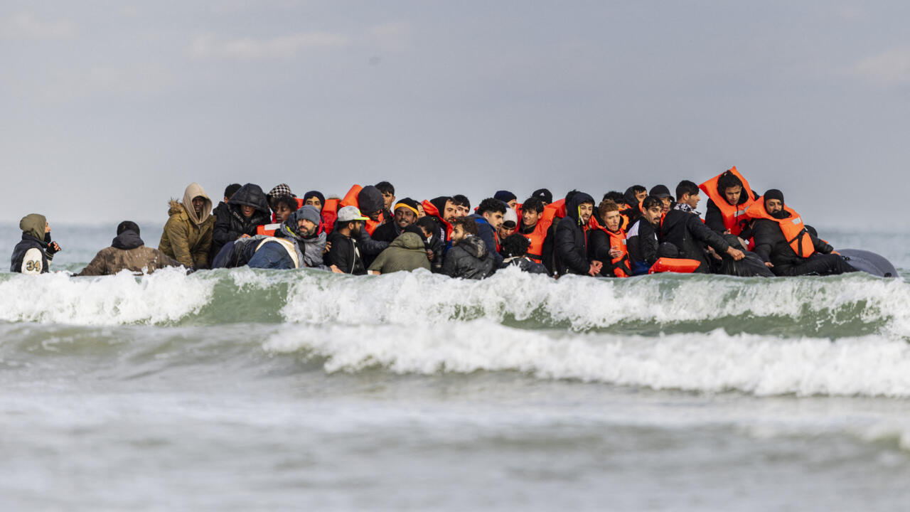 Tragédie en mer : Deux migrants périssent lors d’une tentative de traversée de la Manche